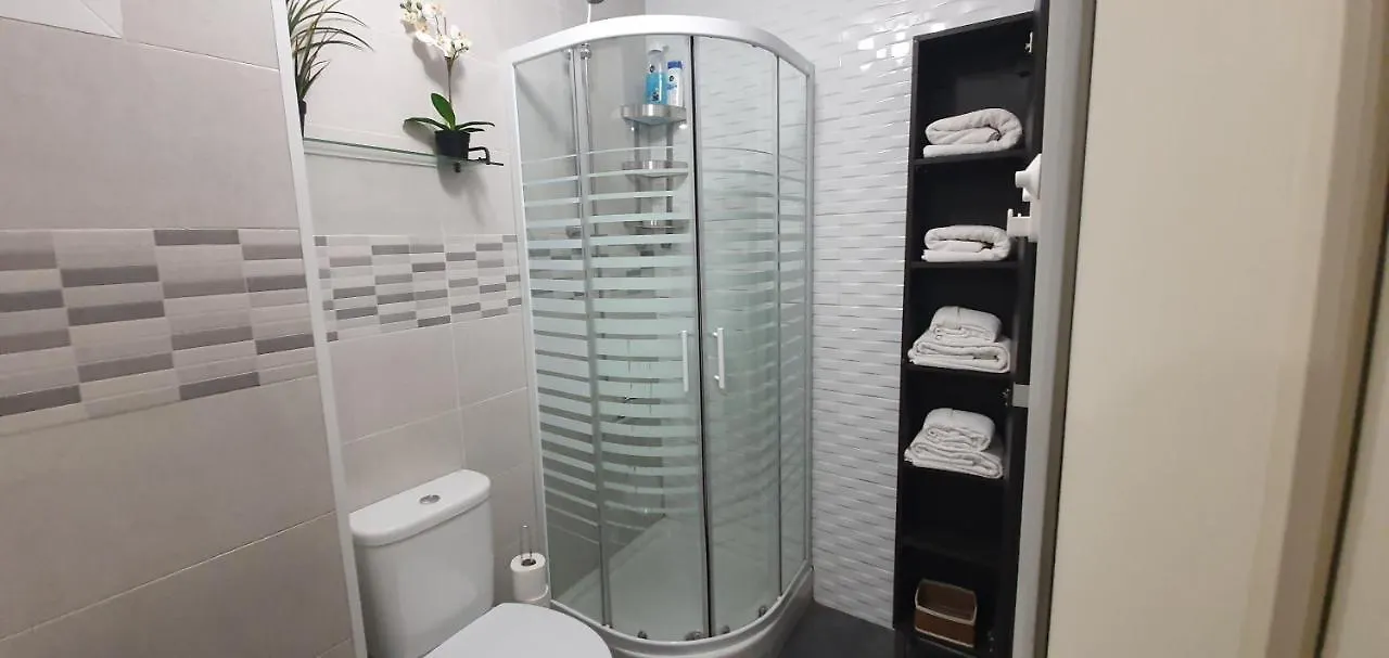 Apartaments B O D Collblanc L'Hospitalet de Llobregat 0*,  España